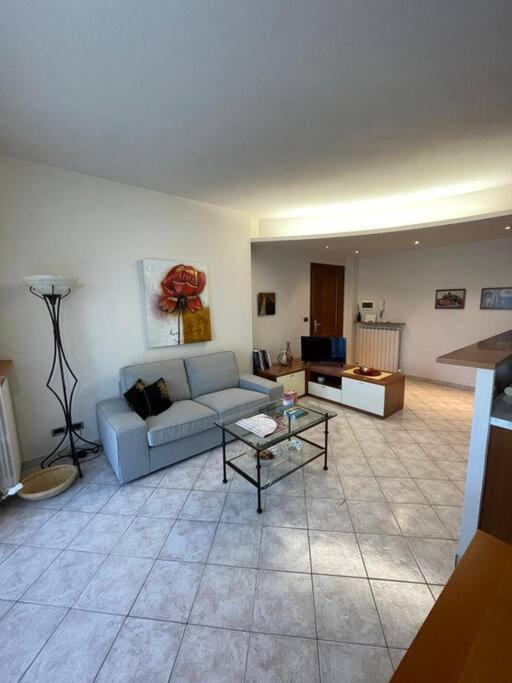 Casa Carlino Apartamento Santo Stefano Belbo Exterior foto
