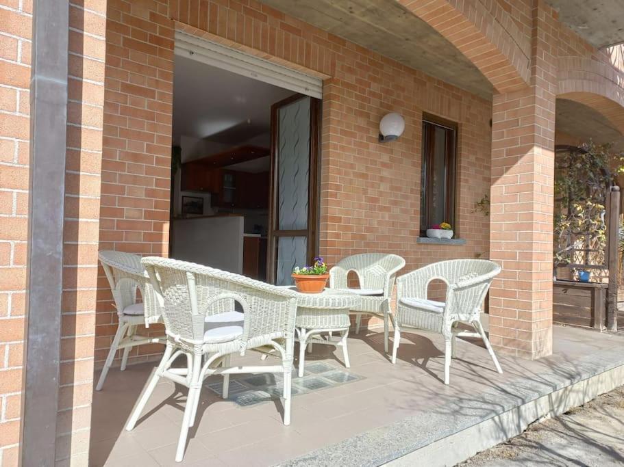 Casa Carlino Apartamento Santo Stefano Belbo Exterior foto